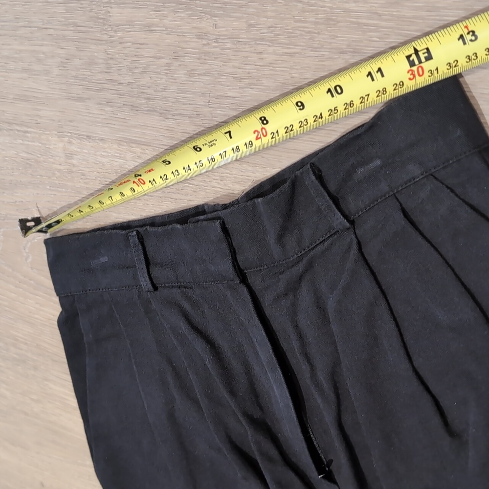 Oak and Fort High Rise Black Tailored Shorts - Picture 6 of 9